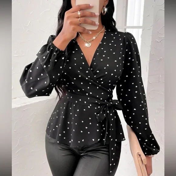 Hearts print belted peplum blouse - Picture 8 of 16